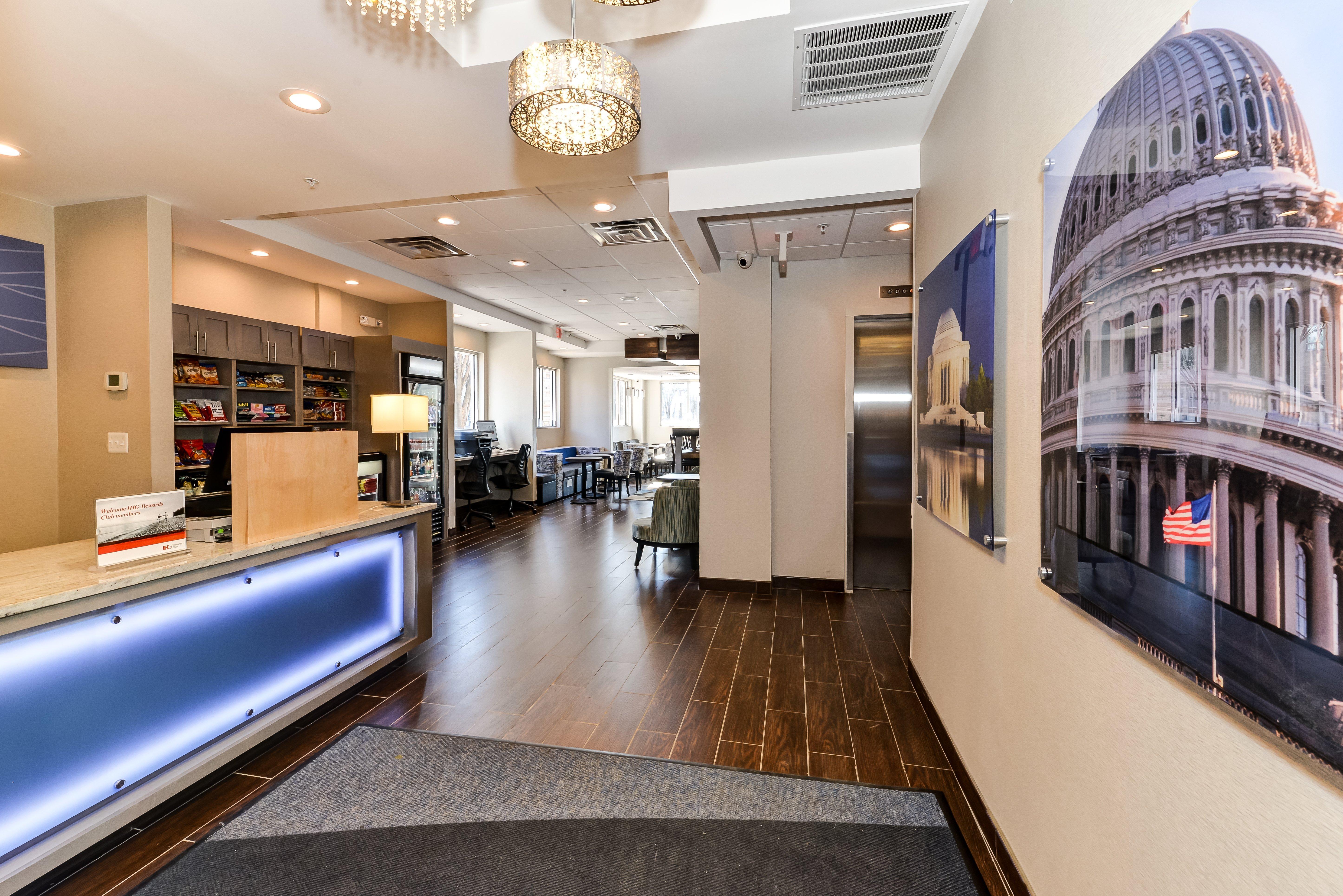 Holiday Inn Express Washington Dc Silver Spring By Ihg Exterior photo