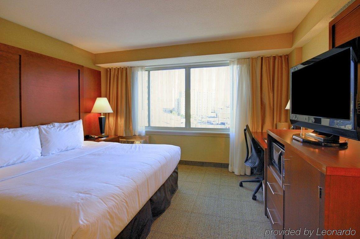 Holiday Inn Express Washington Dc Silver Spring By Ihg Exterior photo