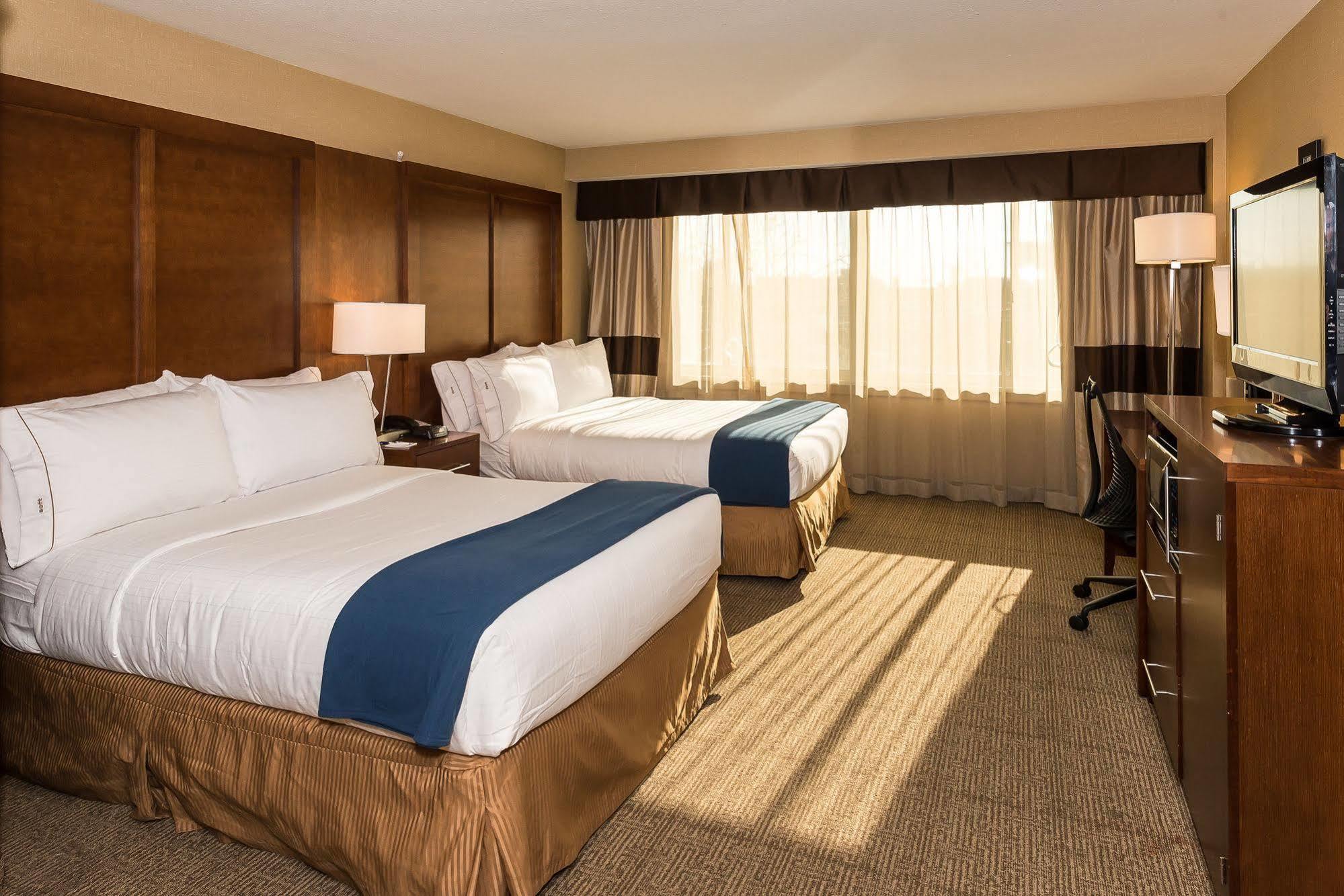 Holiday Inn Express Washington Dc Silver Spring By Ihg Exterior photo